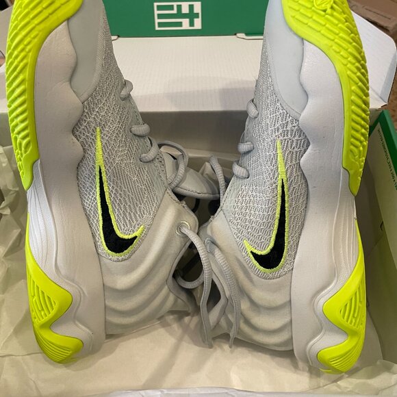 Giannis Immortality 4 Basketball Shoes - Picture 7 of 8